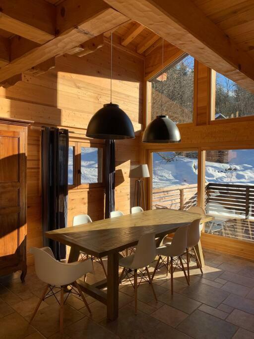 Superbe Chalet レ・コンタミンヌ・モンジョワ エクステリア 写真