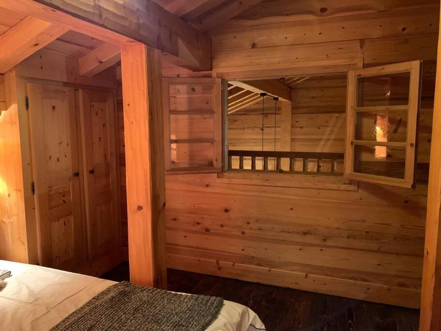 Superbe Chalet レ・コンタミンヌ・モンジョワ エクステリア 写真