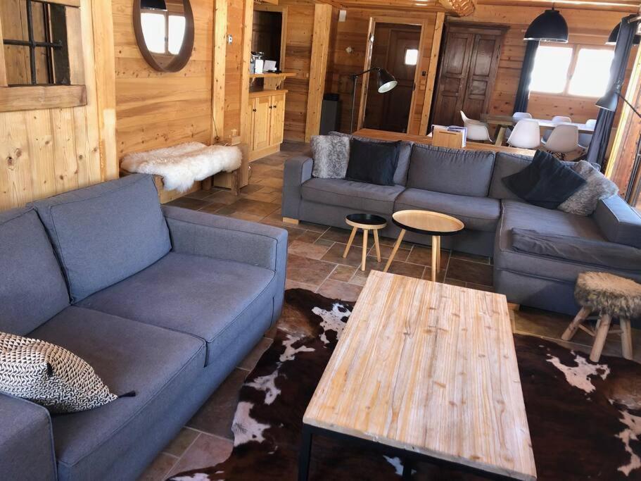 Superbe Chalet レ・コンタミンヌ・モンジョワ エクステリア 写真
