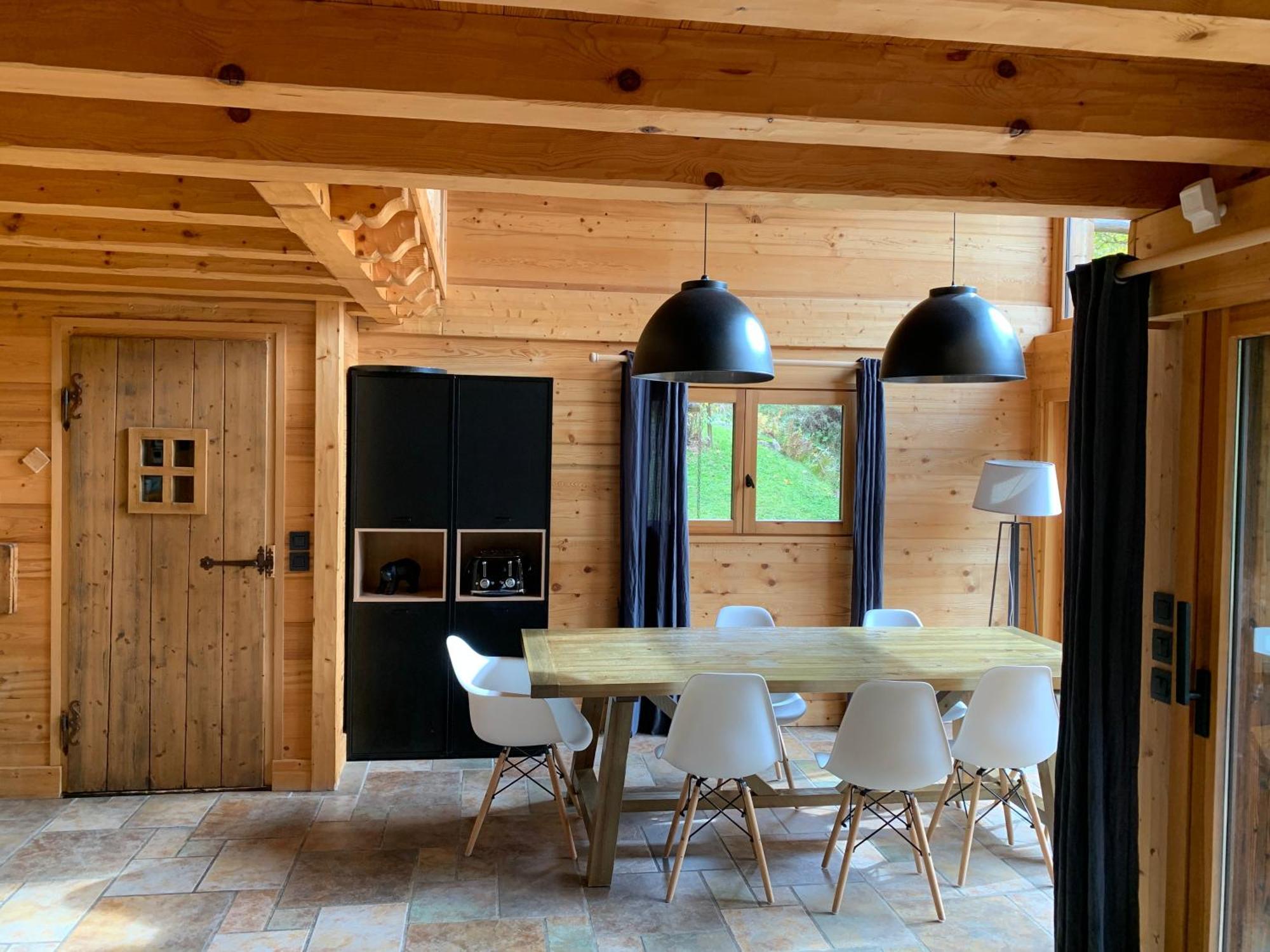 Superbe Chalet レ・コンタミンヌ・モンジョワ エクステリア 写真